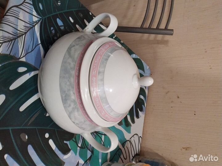 Чешская супница Thun на 3 литра