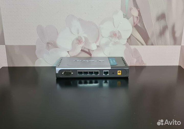 Маршрутизатор D-Link DI-804HV (3 штуки)