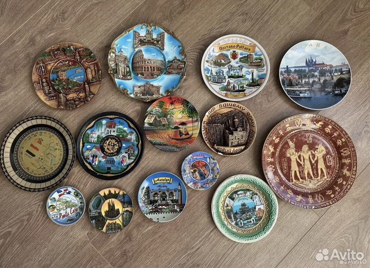 Декоративная настенная тарелка страны мира