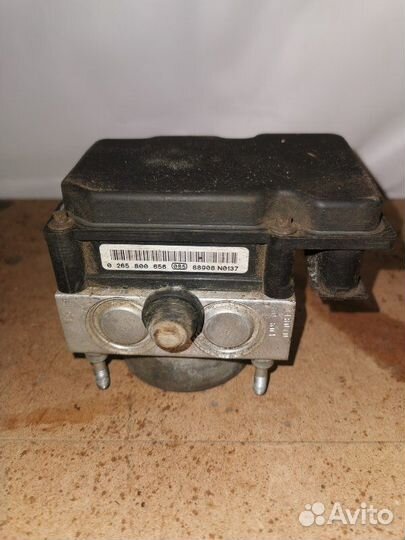 Блок abs Renault Clio 1 седан K4J 2001