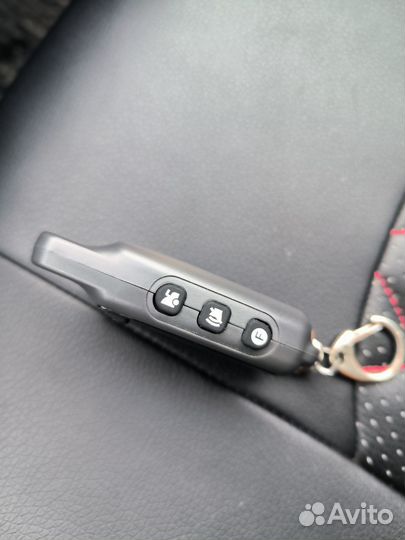 Брелок сигнализации tomahawk 9010