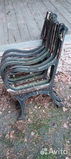 Скамейка / чугунные ножки