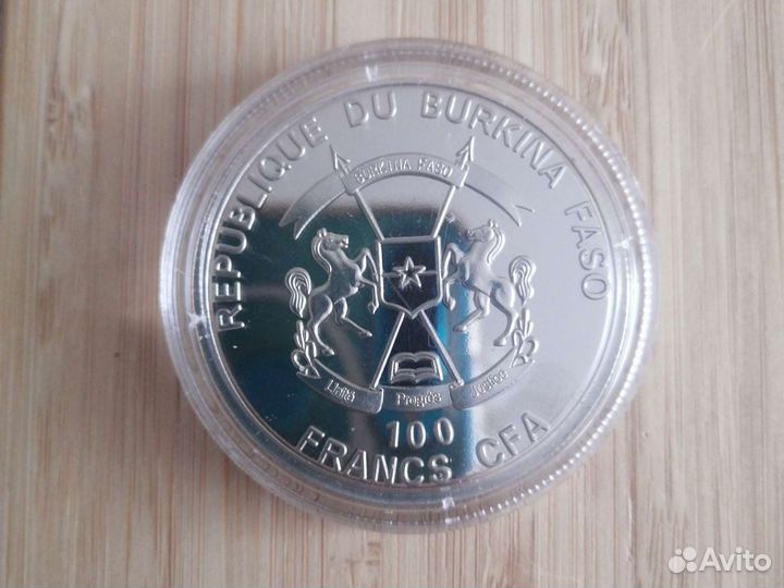 Монета 100 франков 2017 Буркина Фасо