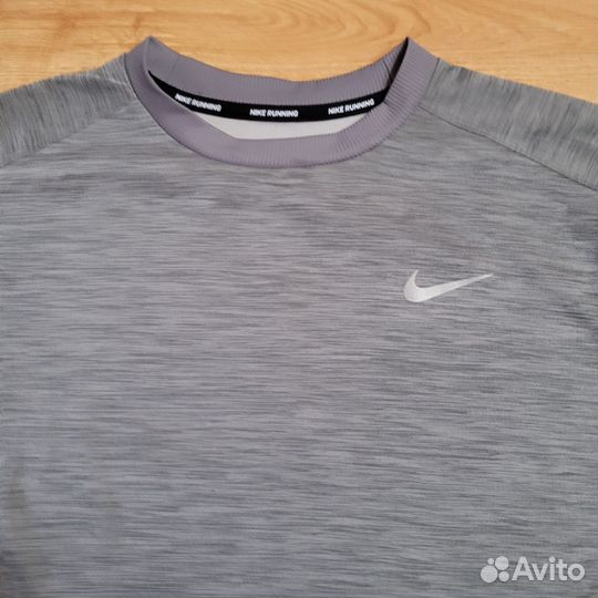 Лонгслив nike running оригинал