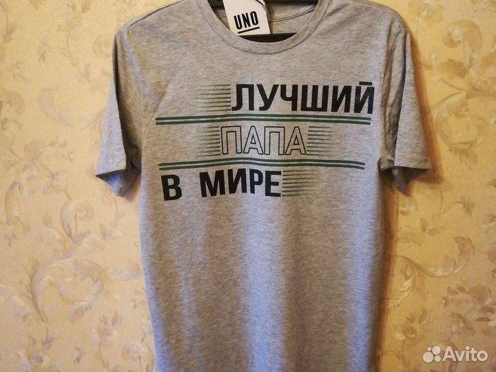 Футболки женские и мужские