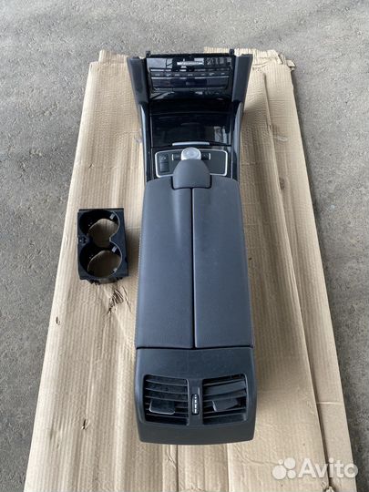 Центральная консоль в сборе Avantgarde w212