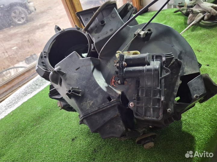 Корпус печки отопителя Peugeot 206