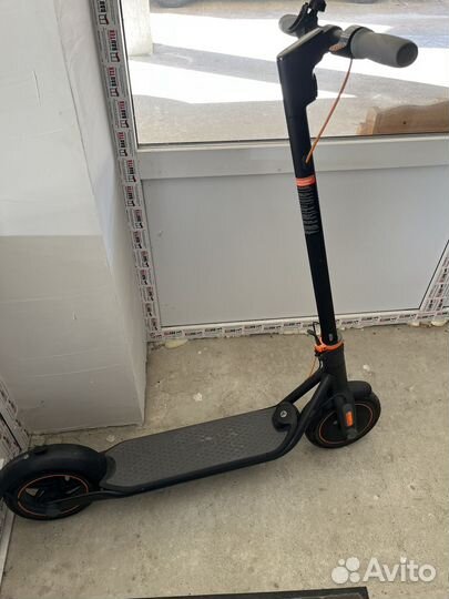 Электросамокат Ninebot kickscooter F40