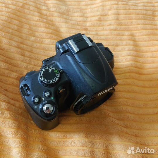 Nikon d5000 body