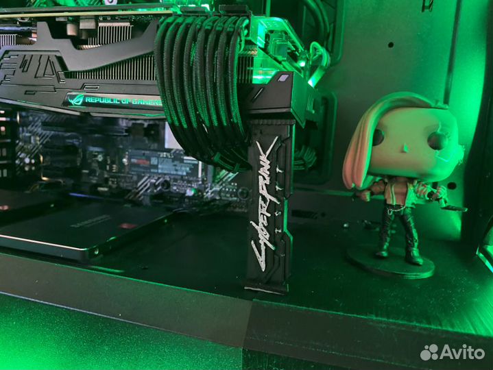 Подставка / Держатель для видеокарты