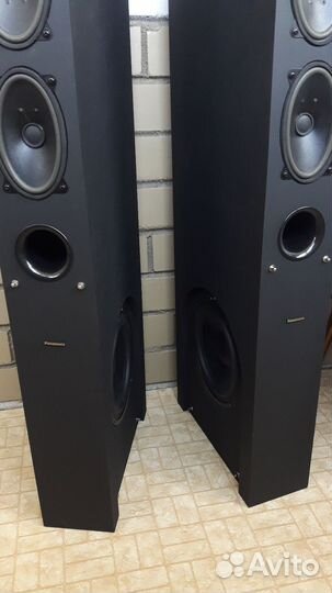 Напольные Фронтальные колонки мощные 260ват