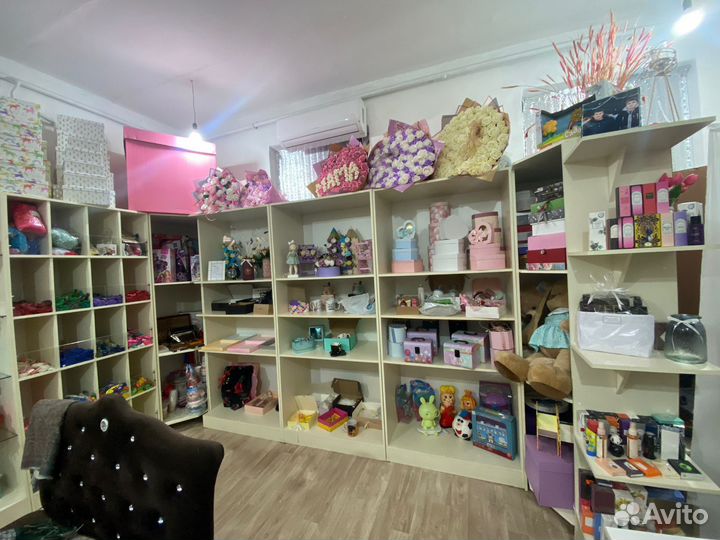 Полки стеллажи, угловые