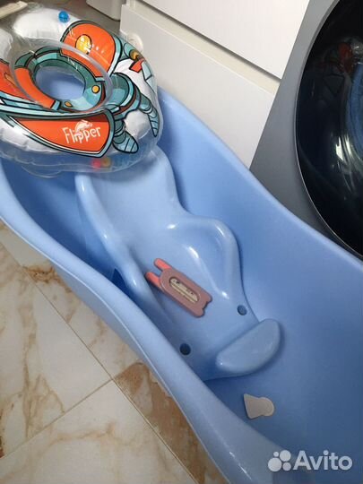 Ванночка для купания с горкой