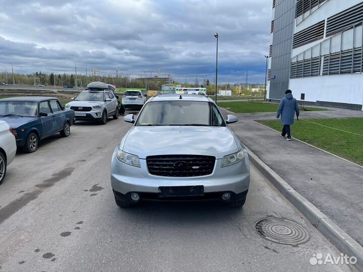 Infiniti FX35 3.5 AT, 2003, 250 000 км