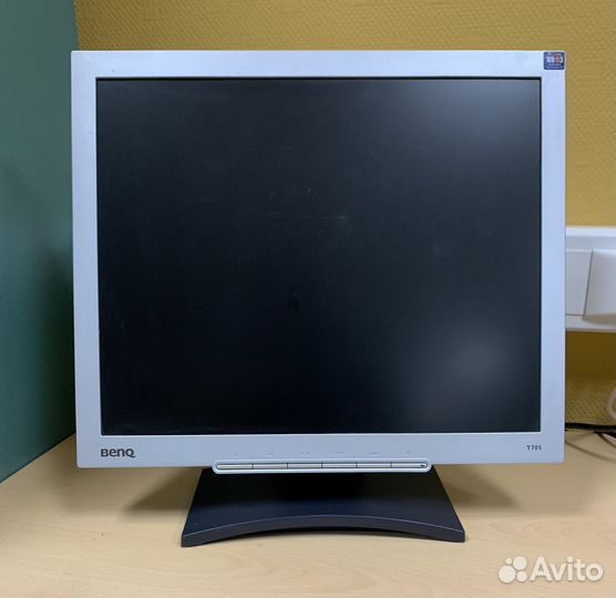 Монитор Benq 17