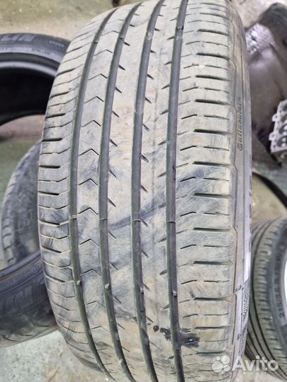 Continental ContiPremiumContact 5 215/55 R17