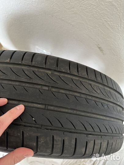 Pirelli Powergy 215/55 R17 98Y