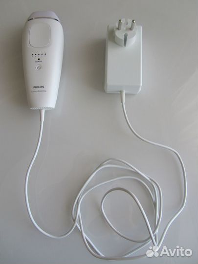 Фотоэпилятор Philips Lumea Essential BRI863/00