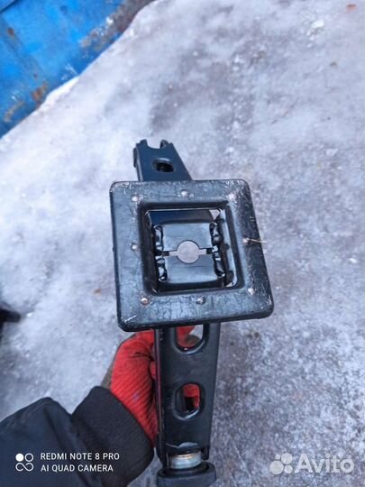 Alfa Romeo 147 Домкрат оригинал