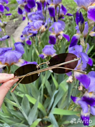 Солнцезащитные очки