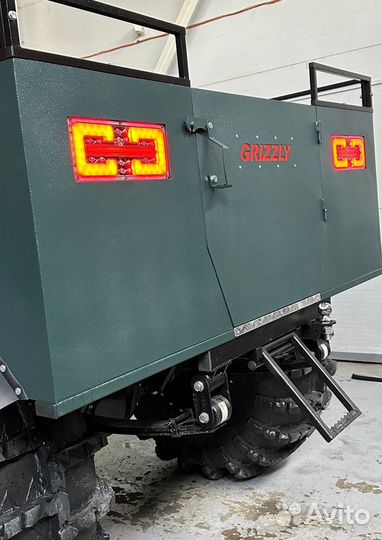 Квадроцикл переломка Grizzly (Снегоболотоход)