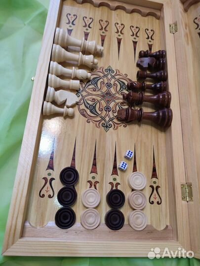 Шахматы нарды шашки 3 в 1