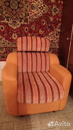 Диван раскладной с креслом