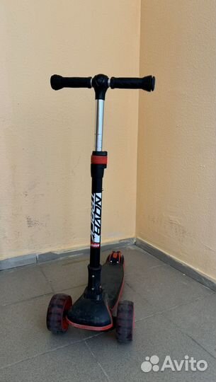 Детский самокат Novotrack 120BB Rainbow