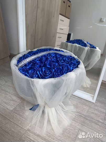 Синие розы букет
