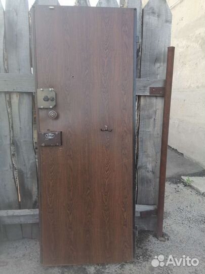 Дверь входная железная бу