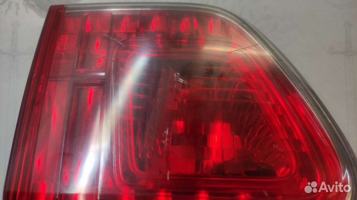 Задний фонарь Toyota Avensis 3 (T270)