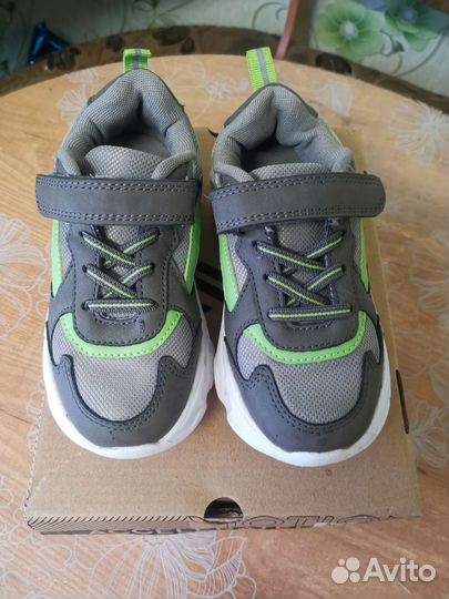 Кроссовки для мальчика 29