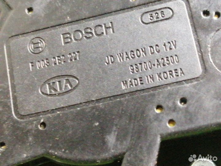 Моторчик стеклоочистителя задний Kia Ceed