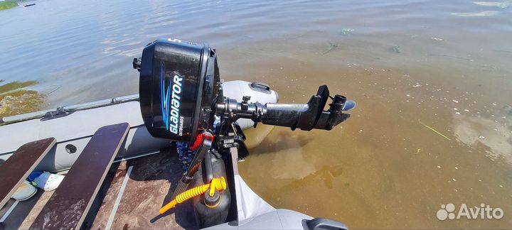 Лодка и мотор