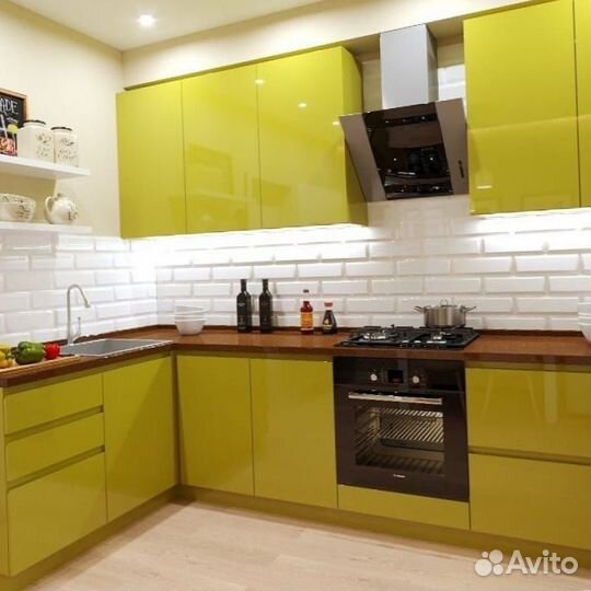 Кухня разные цвета фасадов