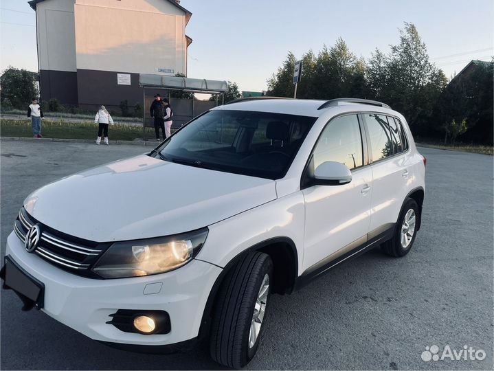 Volkswagen Tiguan 2.0 AT, 2013, 259 128 км