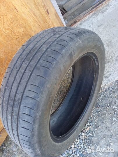 Kumho Ecsta HS51 225/55 R17 94V