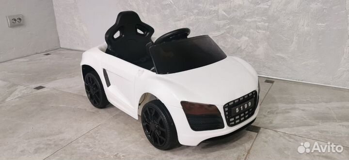 Детский электромобиль