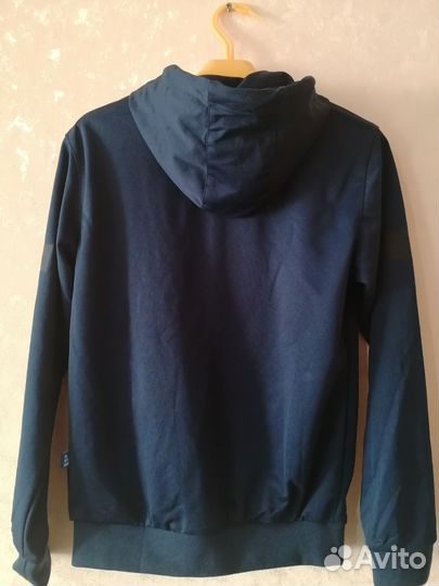 Спортивный костюм новый для мальчика