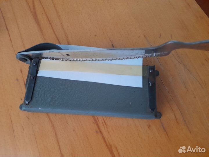 Резак для бумаги