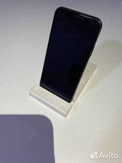 iPhone X, 64 ГБ