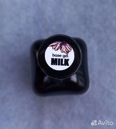 Молочная база для маникюра