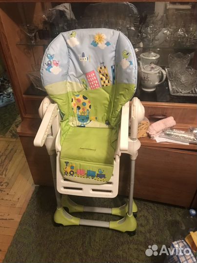 Детский стульчик для кормления