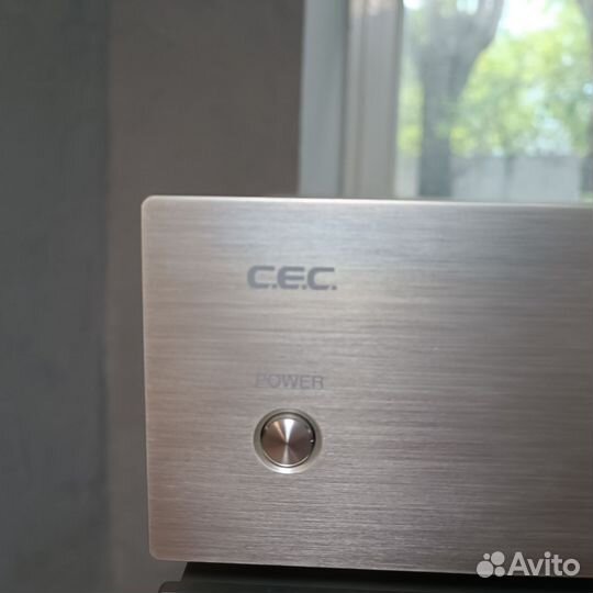 CD транспорт CEC CD tl5