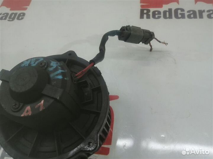 Мотор печки задний Hyundai Starex A1 D4BH 2003