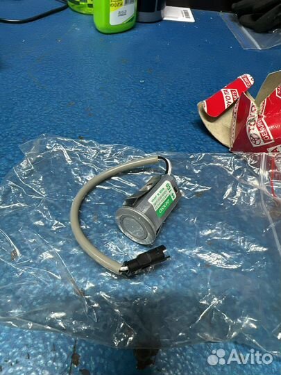 Датчик парктроника toyota