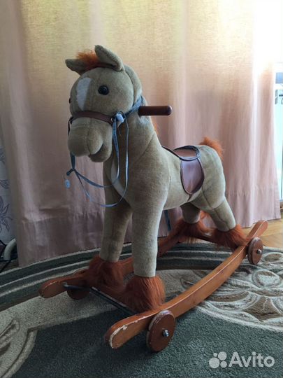 Детская качалка лошадь
