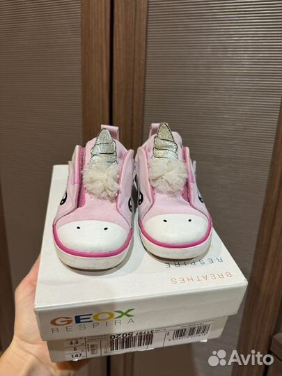 Обувь для девочки