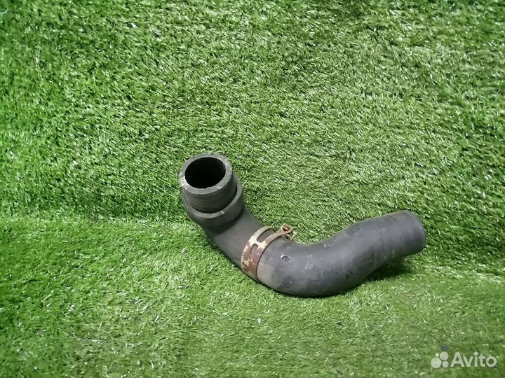 Патрубок охлаждения (радиатора) 16572-0H060нижний