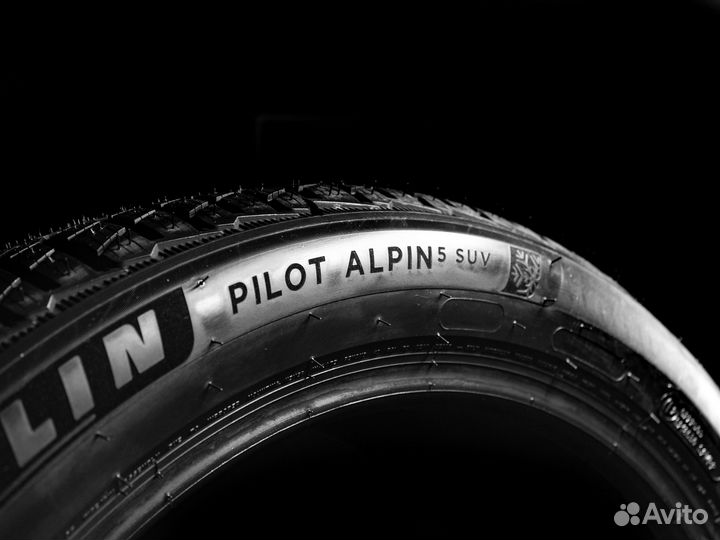 Michelin Pilot Alpin 5 SUV 235/50 R21 92V